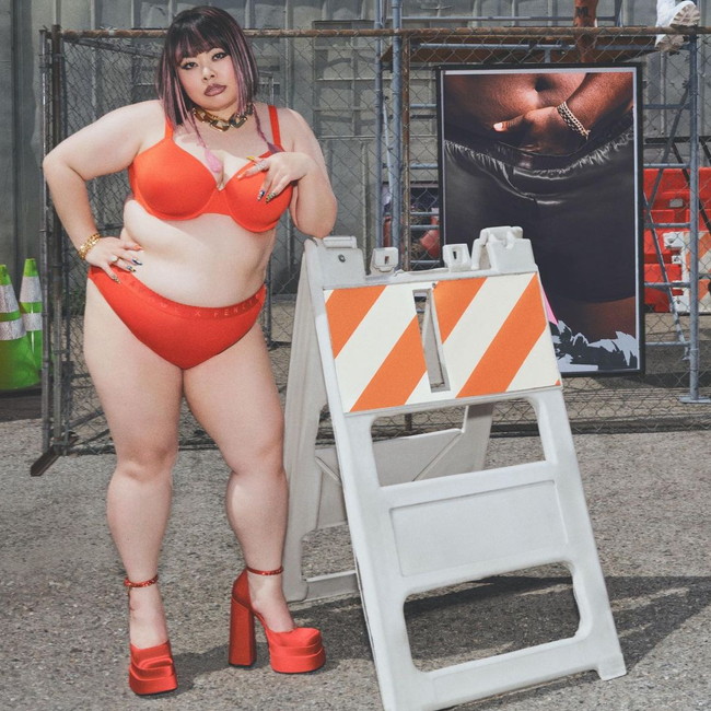 渡辺直美さん、マニアに好評ww【エロ画像】(32) 渡辺直美さん、マニアに好評ww【エロ画像】(32)