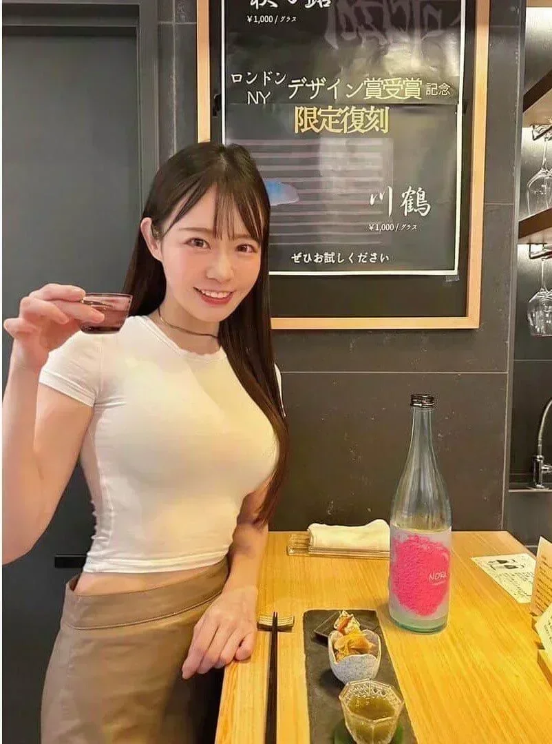 玉木雄一郎と不倫した元グラビアアイドルがこちら【エロ画像】 0