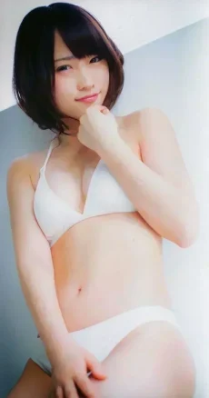 川栄李奈のムチムチボディがエロすぎる【グラビアエロ画像】