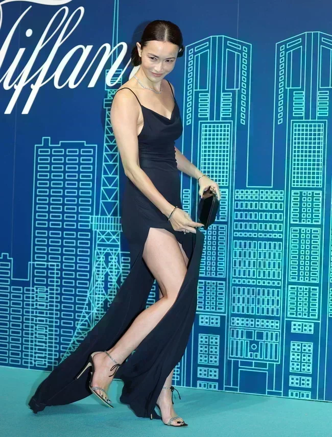 長谷川京子 ハセキョンの透け乳首えっど!【グラビアエロ画像】 3 長谷川京子 ハセキョンの透け乳首えっど!【グラビアエロ画像】 3