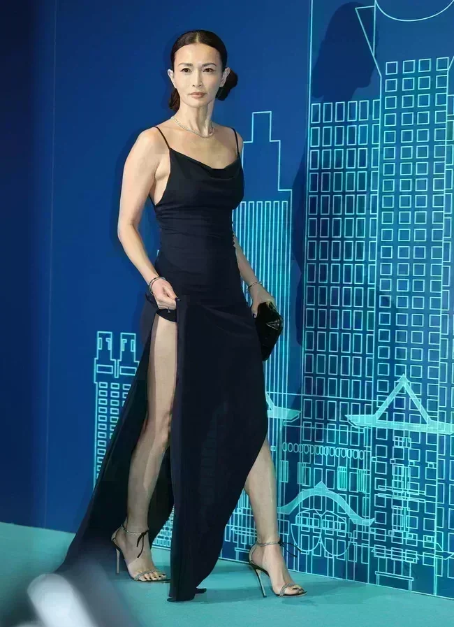 長谷川京子 ハセキョンの透け乳首えっど!【グラビアエロ画像】 4 長谷川京子 ハセキョンの透け乳首えっど!【グラビアエロ画像】 4