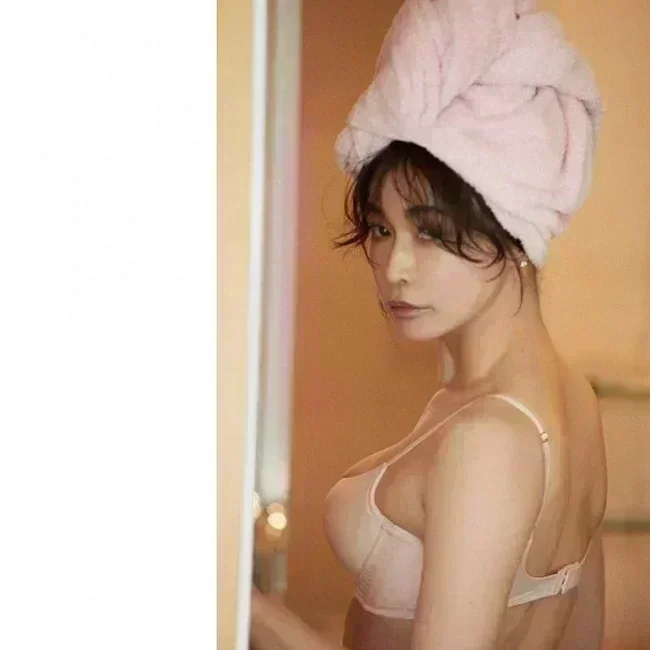 長谷川京子 ハセキョンの透け乳首えっど!【グラビアエロ画像】 17 長谷川京子 ハセキョンの透け乳首えっど!【グラビアエロ画像】 17