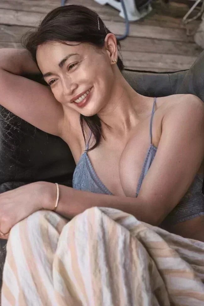 長谷川京子 ハセキョンの透け乳首えっど!【グラビアエロ画像】 29 長谷川京子 ハセキョンの透け乳首えっど!【グラビアエロ画像】 29