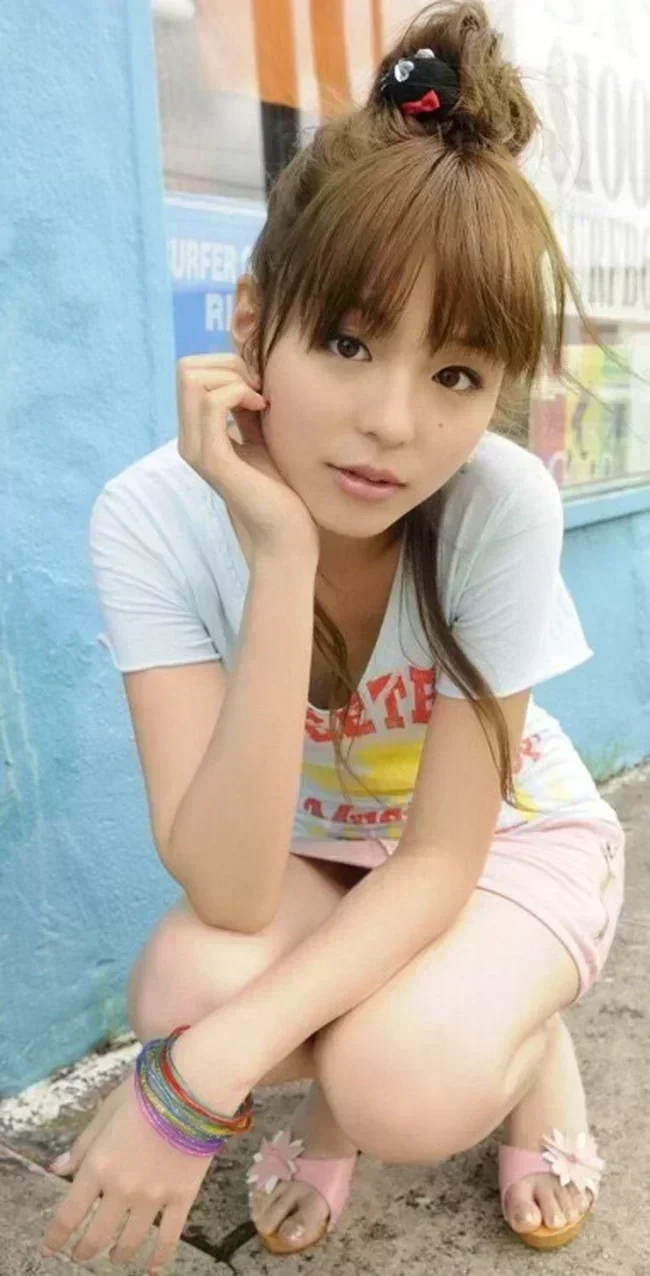 平野綾とかいうヤリマン声優ww【グラビアエロ画像】 35 平野綾とかいうヤリマン声優ww【グラビアエロ画像】 35