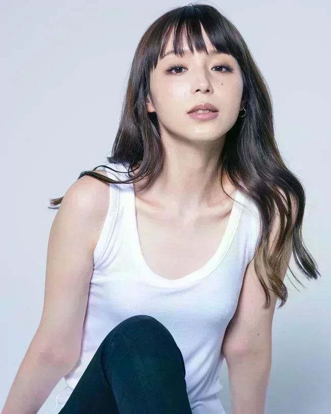 平野綾とかいうヤリマン声優ww【グラビアエロ画像】 29 平野綾とかいうヤリマン声優ww【グラビアエロ画像】 29