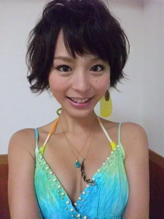 平野綾とかいうヤリマン声優ww【グラビアエロ画像】 61 平野綾とかいうヤリマン声優ww【グラビアエロ画像】 61