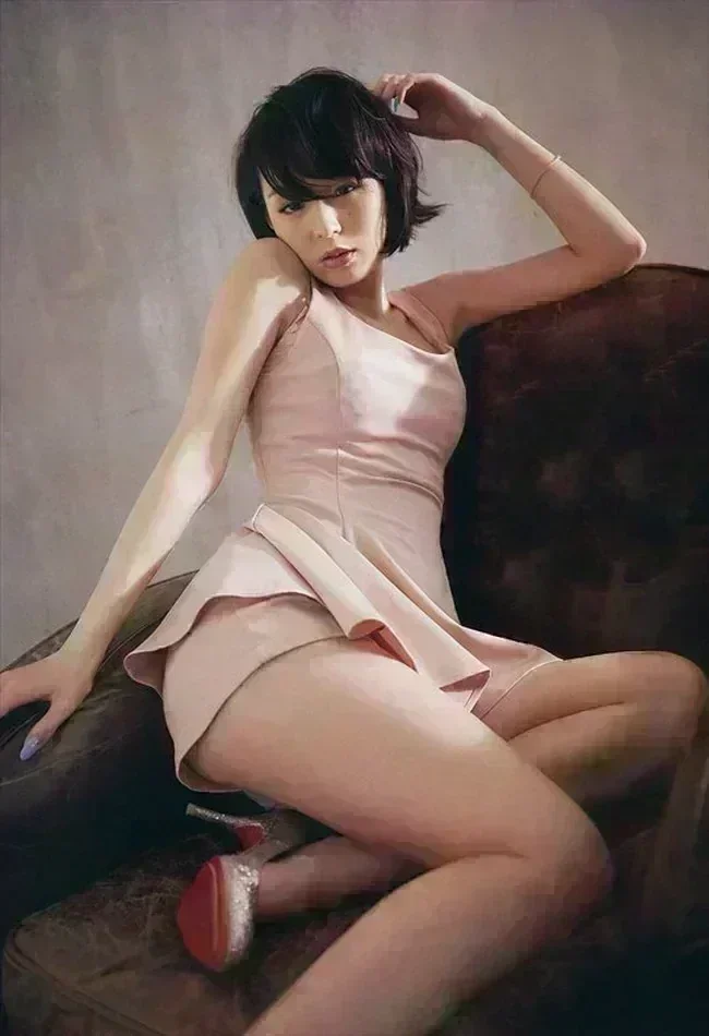 平野綾とかいうヤリマン声優ww【グラビアエロ画像】 16 平野綾とかいうヤリマン声優ww【グラビアエロ画像】 16