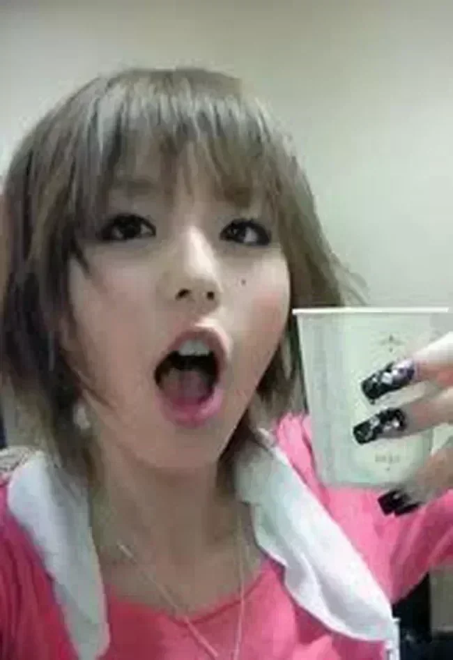 平野綾とかいうヤリマン声優ww【グラビアエロ画像】 32 平野綾とかいうヤリマン声優ww【グラビアエロ画像】 32