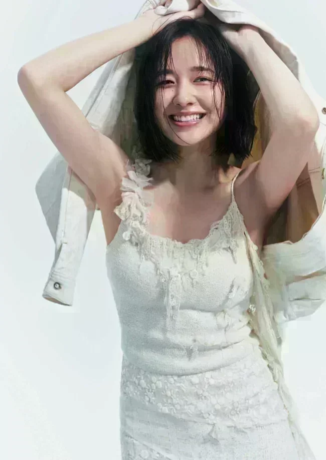 堀田真由 若手女優のグラビアエロ画像まとめ 16 堀田真由 若手女優のグラビアエロ画像まとめ 16