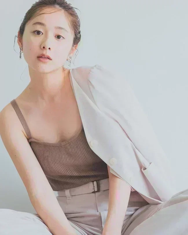 堀田真由 若手女優のグラビアエロ画像まとめ 18 堀田真由 若手女優のグラビアエロ画像まとめ 18