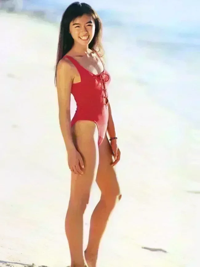 田中律子の水着、疑似フェラ、イキ顔!【グラビアエロ画像】 17 田中律子の水着、疑似フェラ、イキ顔!【グラビアエロ画像】 17