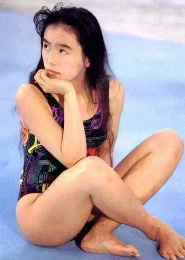 田中律子の水着、疑似フェラ、イキ顔!【グラビアエロ画像】 28 田中律子の水着、疑似フェラ、イキ顔!【グラビアエロ画像】 28