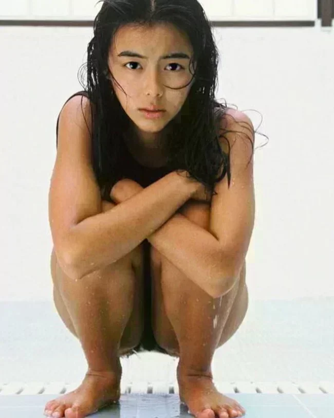 田中律子の水着、疑似フェラ、イキ顔!【グラビアエロ画像】 37 田中律子の水着、疑似フェラ、イキ顔!【グラビアエロ画像】 37