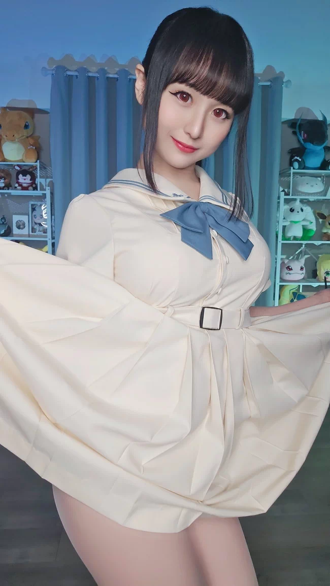 コスプレイヤーのモナミサちゃんが可愛すぎる【エロ画像】