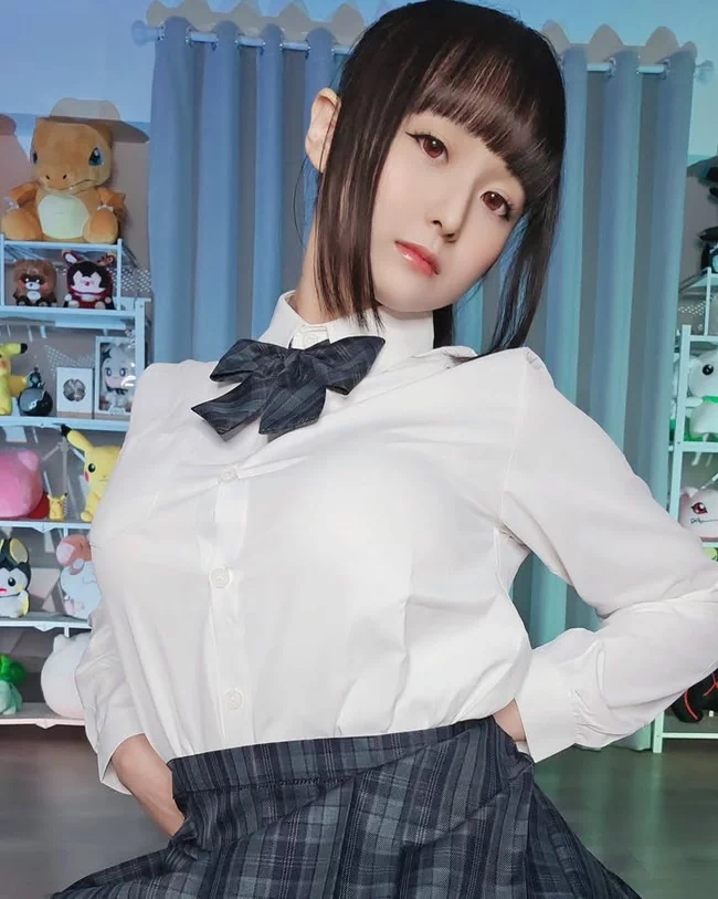 コスプレイヤーのモナミサちゃんが可愛すぎる【エロ画像】