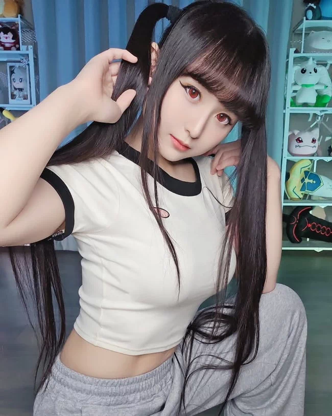 コスプレイヤーのモナミサちゃんが可愛すぎる【エロ画像】