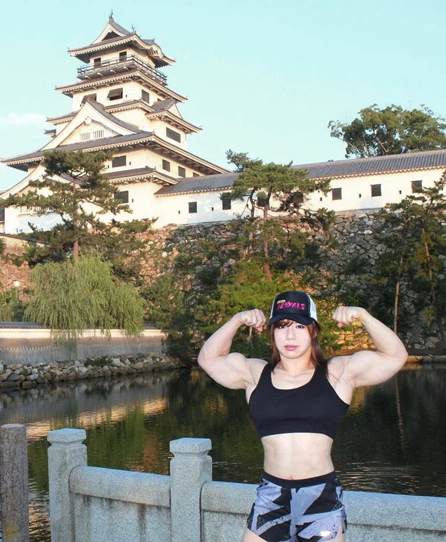 中井りんさん、承認欲求が強すぎるw【エロ画像】