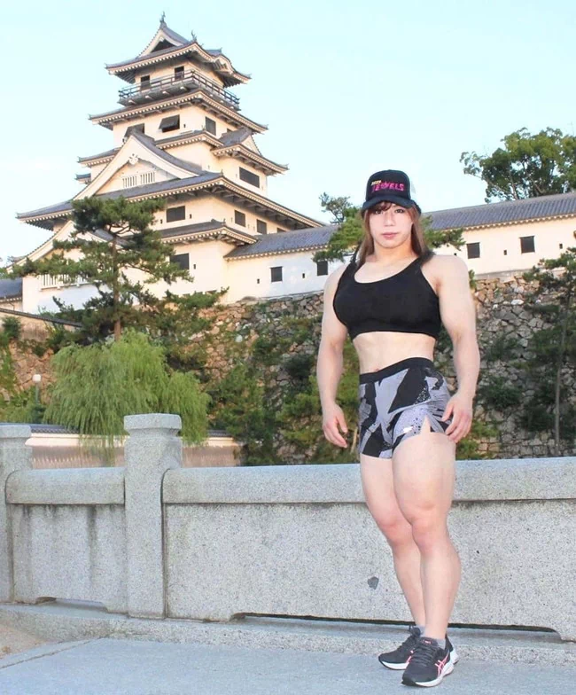 中井りんさん、承認欲求が強すぎるw【エロ画像】