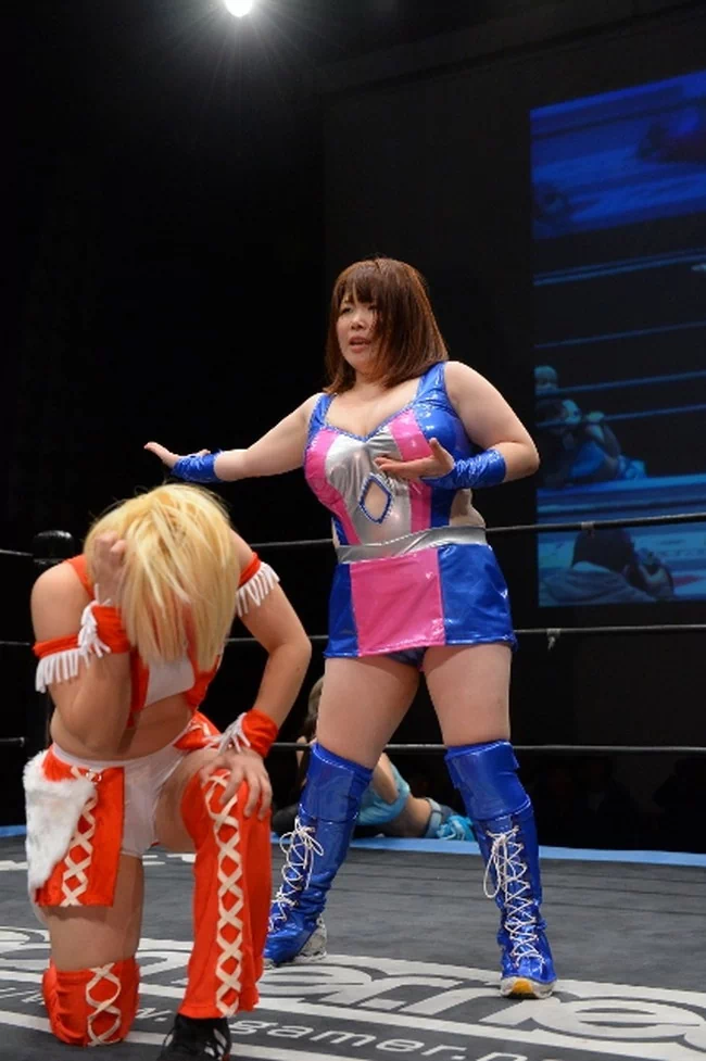 のの子 Kカッププロレスラーの爆乳おっぱい【エロ画像】