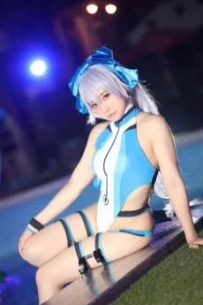 星乃まみ 低身長のオタク系コスプレイヤー【グラビアエロ画像】