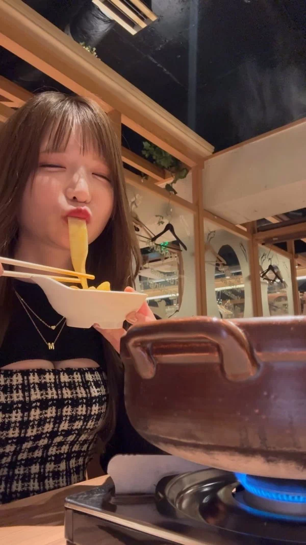もえのあずきさん、数々のフェラ顔を披露ww【エロ画像】 44 もえのあずきさん、数々のフェラ顔を披露ww【エロ画像】 44